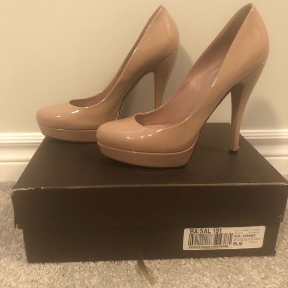 Nude Gucci Heels - Picture 2 of 5